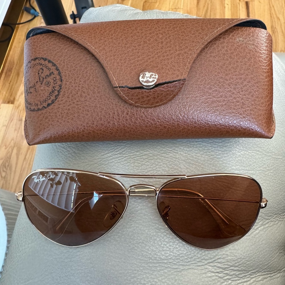 Ray Ban sunglasses aunthentic